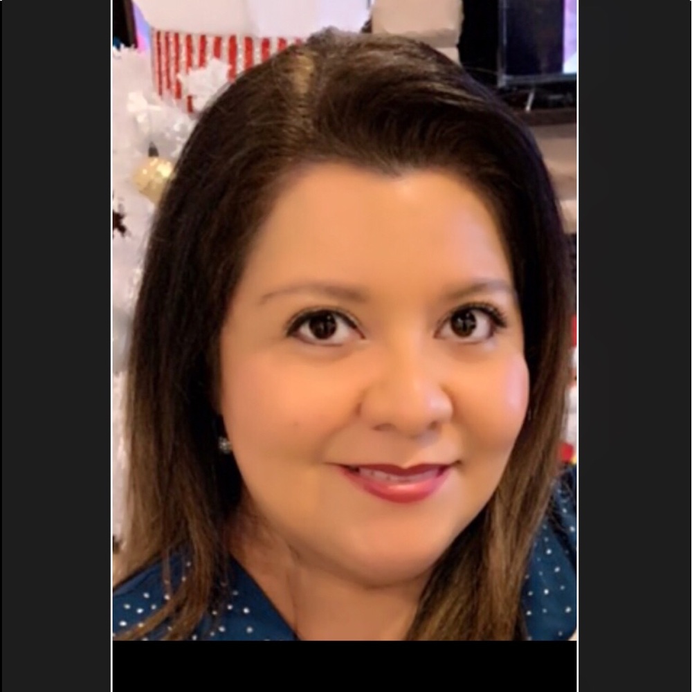 Meet your Posher, Emmy